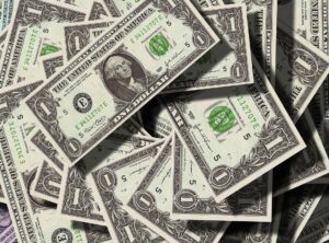 Which Currency Used in Beevitius